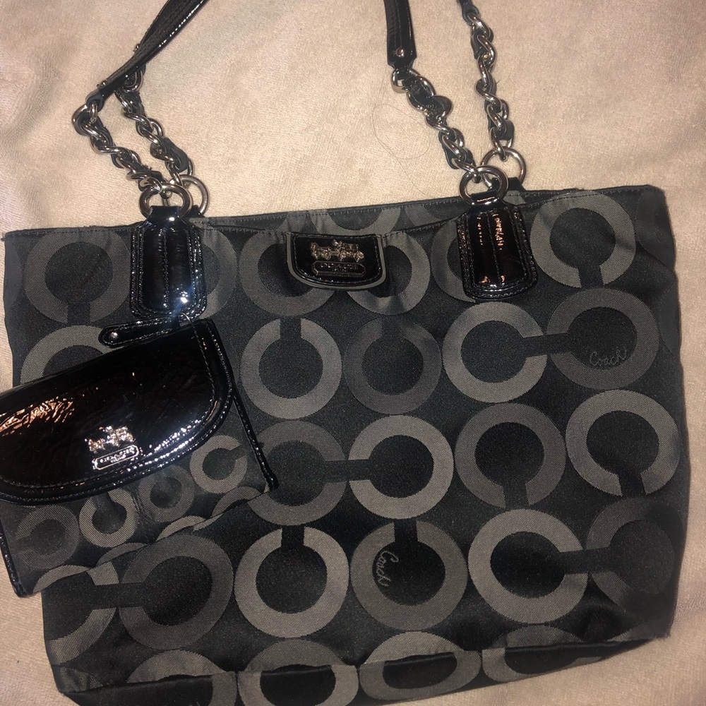 Coach Shoulder Bag with matching wallet